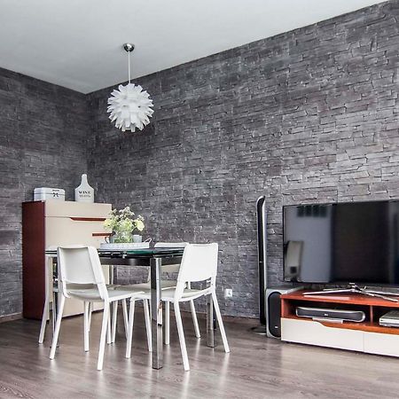 Apartament Nad Jeziorem Гижицко Екстериор снимка